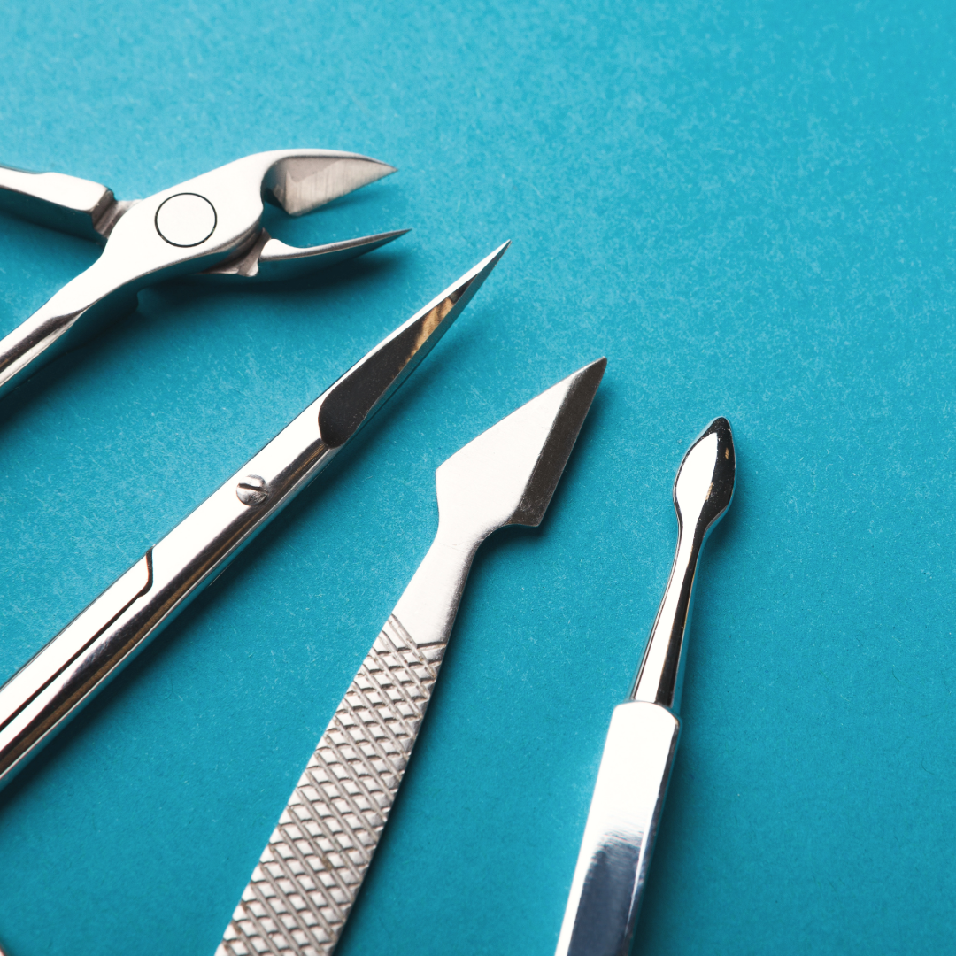 1 pc Cuticle Pusher and 1pc Cuticle Clipper Set